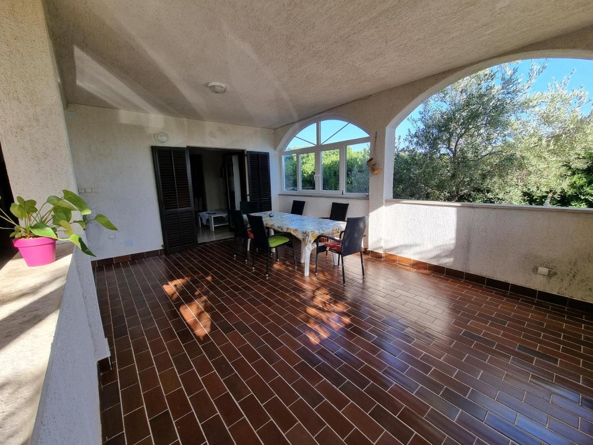 Barbat na Rabu Apartment Grbac מראה חיצוני תמונה