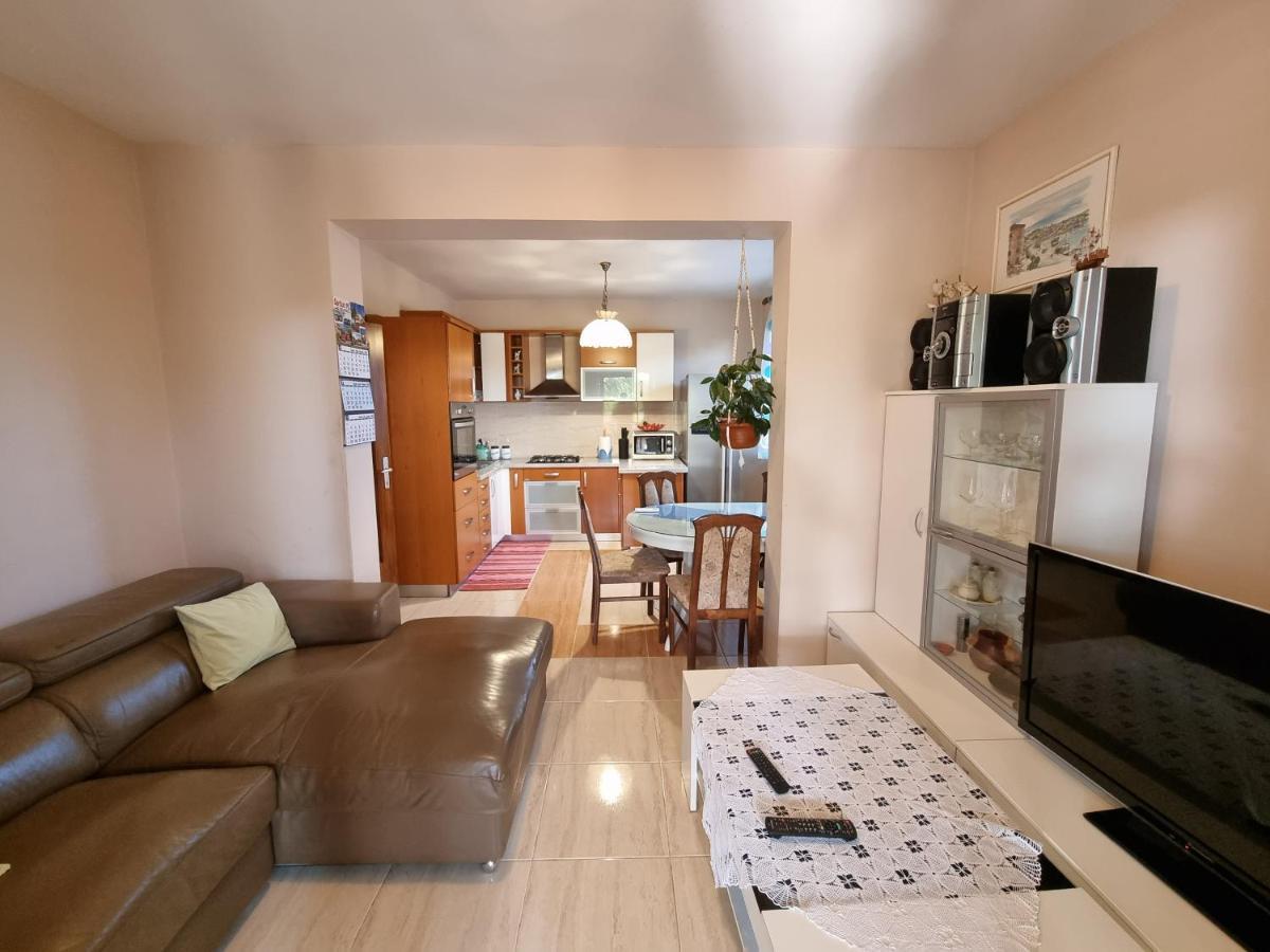 Barbat na Rabu Apartment Grbac מראה חיצוני תמונה